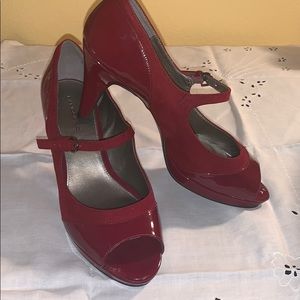 Bandolino Peep Toe Pumps